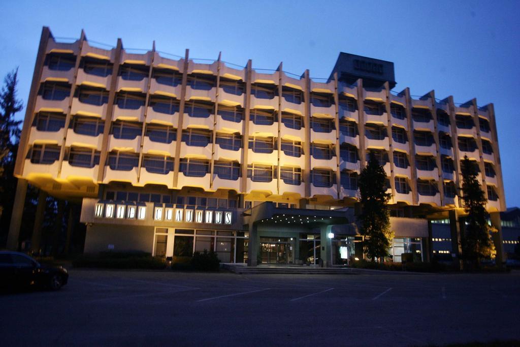 Hotel Claudius Σζομπαθέλι Εξωτερικό φωτογραφία